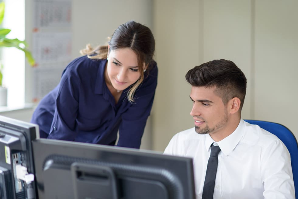 Ihr Steuerberater in Frankfurt und Weinheim: Betriebswirtin bei Kurka Eda Özkan und Finanzbuchhalter Dennis Veloso-Silva Ihr Steuerberater in Frankfurt und Weinheim: Betriebswirtin bei Kurka Eda Özkan und Finanzbuchhalter Dennis Veloso-Silva