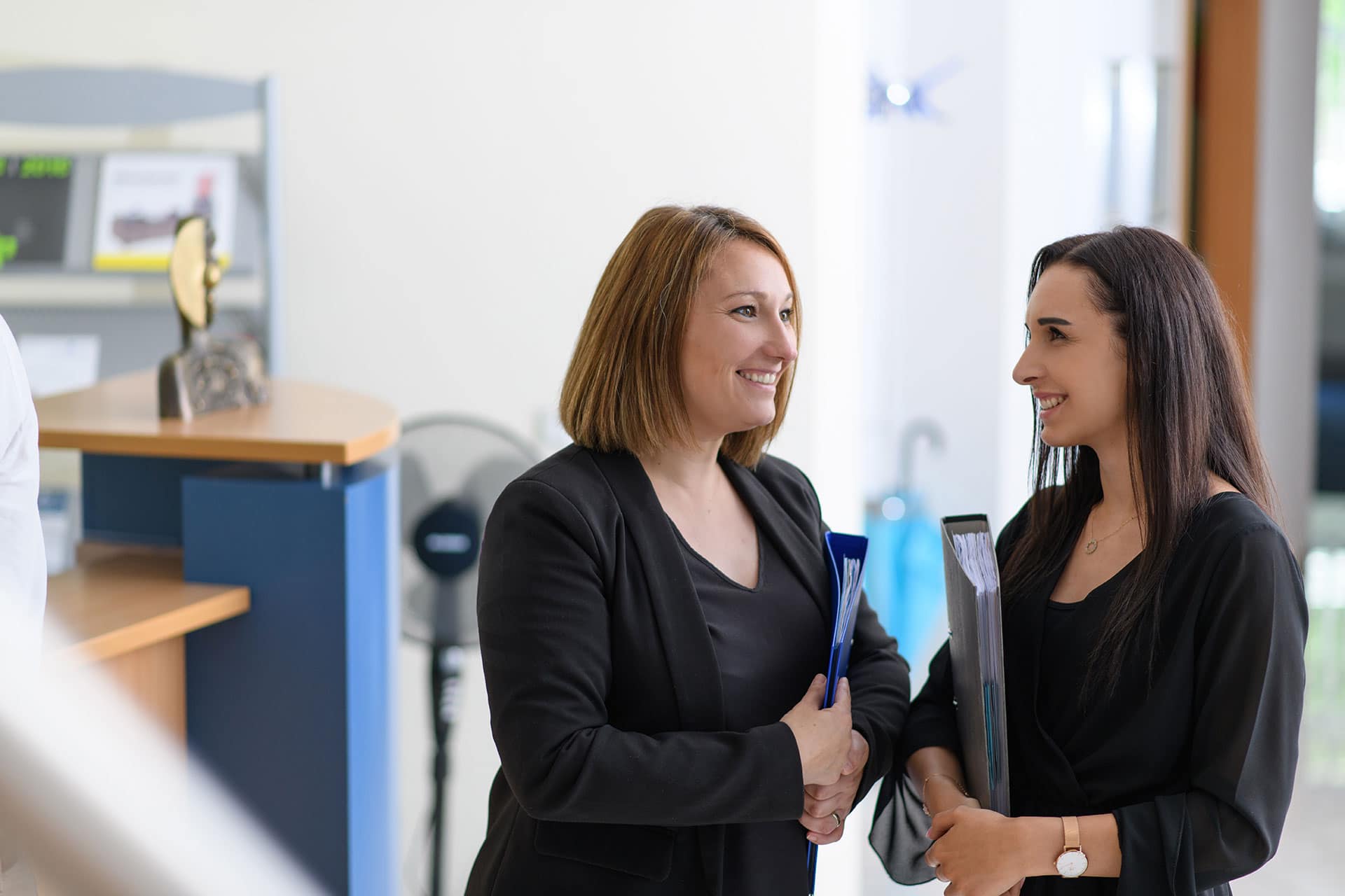 Ihr Steuerberater in Frankfurt und Weinheim: Steuerfachangestellte bei Kurka Dilara Gücüyener und Betriebswirt Lucia Berardi